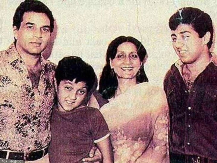 धर्मेंद्र हेमा मालिनी से के बाद को प्रबंधक ने 'वायमन वायुयान', परिवार ने कहा था- वह भी जैसा ही था।