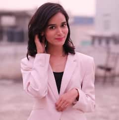 नाज़िया नाज़