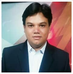 विनीत पाठक