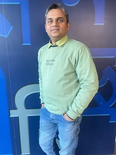 দীপ মজুমদার