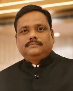 अभय निगम, बांदा