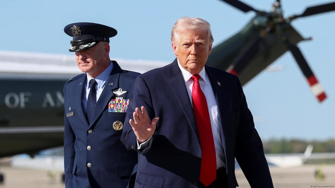 Trump Weighs Limited Military Strikes On Iran, Hormuz Blockade After Peace Talks Fail: Report