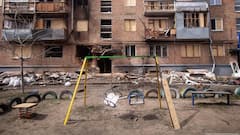Easter Overshadowed By War As Zelenskyy, Putin Face Truce Breach Claims