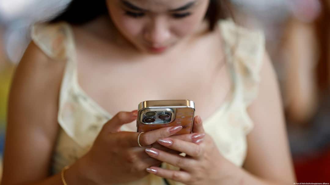 Why You Can’t Stop Scrolling: Science Behind TikTok’s Grip On Your Brain
