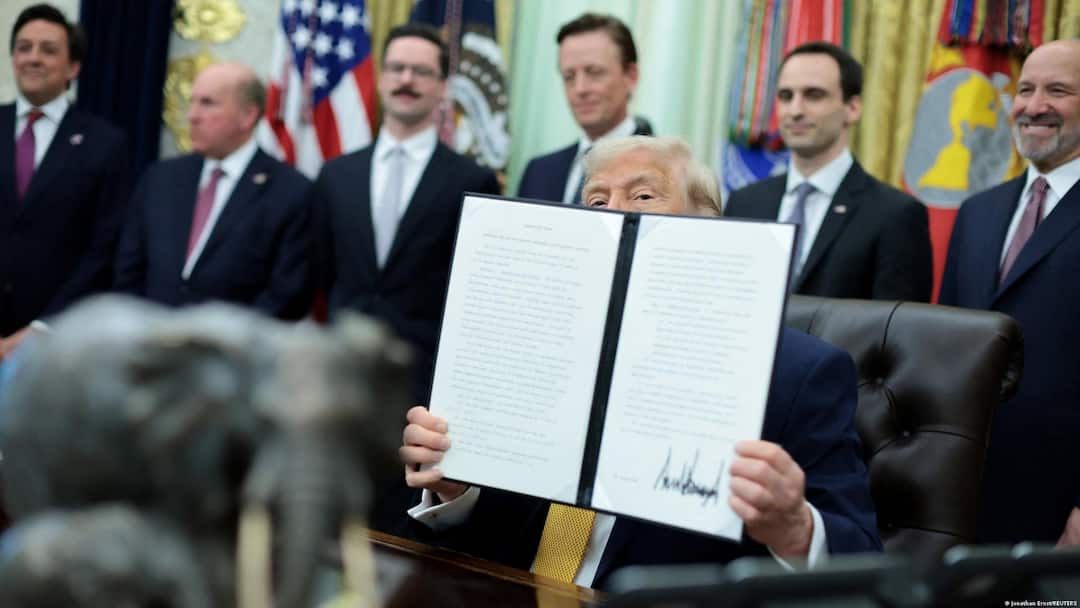 Trump Signs Orders To Accelerate Quantum Computing, Strengthen Cybersecurity