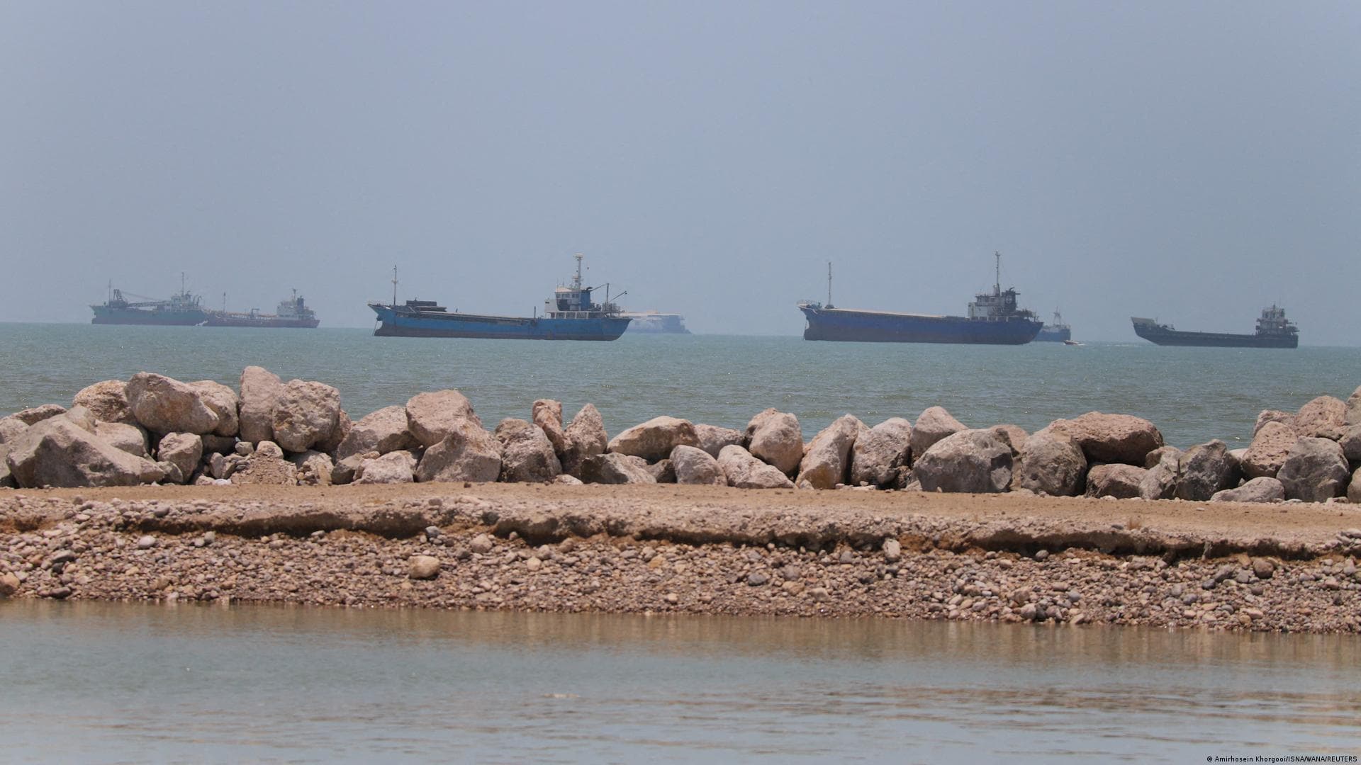 Strait Of Hormuz Standoff: Iran Refuses To Back Down As US Warns Of War