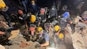 Venezuela Twin Earthquakes Death Toll Nears 2,000 As Rescue Hopes Fade