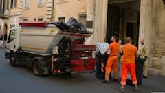 Italy's Garbage Workers Find Woman's €1 Million Lottery Ticket In Trash