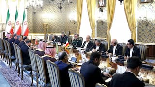Iran At A Crossroads: War Or Peace After Mecca Alliance Meeting?