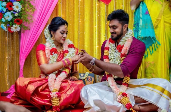 Cricketer Vijay Shankar Gets Married With Fiancee Vaishali Here Are Some Pictures From The Ceremony