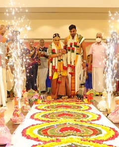 Cricketer Vijay Shankar Gets Married With Fiancee Vaishali, Here Are Some Pictures From The Ceremony