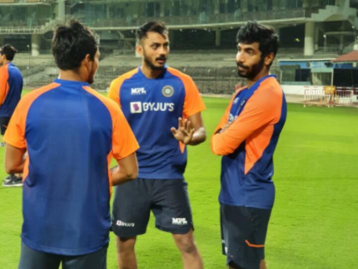 After waiting for a year, star players of Team India entered a cricket stadium - Chidambaram Stadium. Earlier in March 2020, during the ODI match against South Africa, the players of the team had entered Indian cricket stadium, but then that match could not be held due to Coronavirus pandemic. Pic Courtesy: BCCI / Twitter