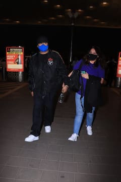 PICS: Honey Singh Walks Hand-In-Hand With Wife At Mumbai Airport