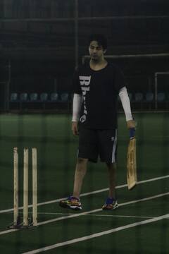 PICS: SRK's Son Aryan Khan Plays Cricket With Suniel Shetty's Son Ahan