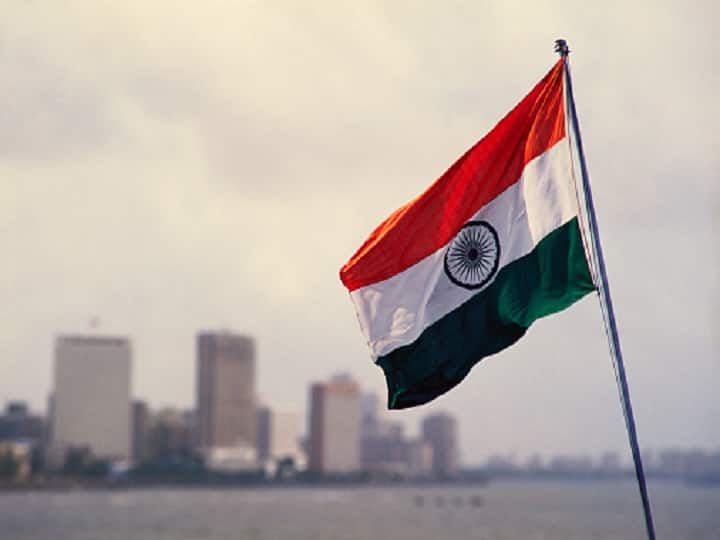 Uttar Pradesh Attempts Setting Record With 50K Singing 'Vande Mataram' Uttar Pradesh Attempts Setting Record With 50K Singing 'Vande Mataram'