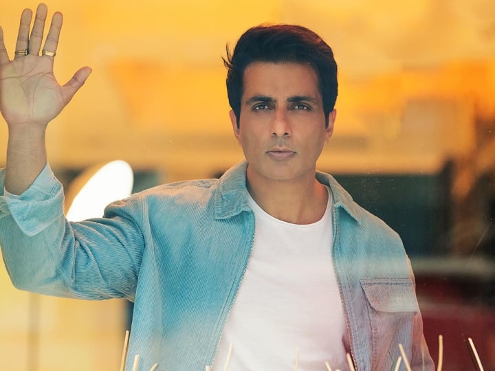 Farmers Protest Sonu Sood Says How Will You Sleep Peacefully Calling Wrong As Right Farmers Protest: Sonu Sood Says ‘How Will You Sleep Peacefully Calling Wrong As Right?’