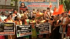 BJP protests against Maha govt over hiked electricity price