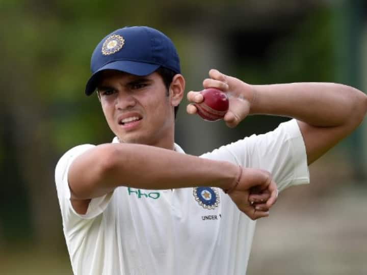 Arjun Tendulkar Selected In Mumbai Ranji Team सचिन तेंडुलकरच्या लेकाची मुंबई रणजी संघात वर्णी, पृथ्वी शॉकडे नेतृत्व