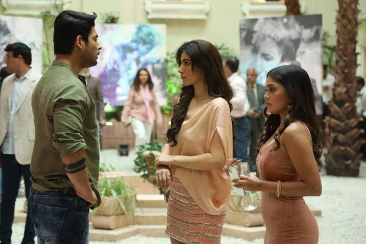 TV heartthrob Sidharth Shukla will make his digital debut with ALTBalaji’s ‘Broken But Beautiful’ season three. The upcoming series has been making waves ever since Ekta Kapoor announced that Sidharth would play the male lead in it. The official Instagram handle of ALTBalaji has shared several behind-the-scene photos from the sets. The pictures will definitely make you excited for the romantic drama. (PIC Credit: ALT Balaji's Instagram)