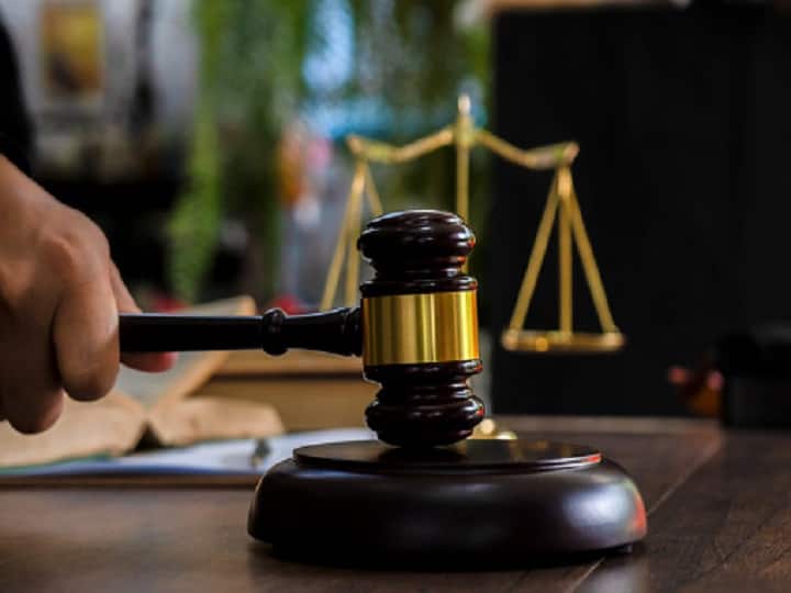 Bombay HC Suspends Sentence Of Teen Convicted Of Raping Cousin, Says Minor's Consent For Sex A 'Grey Area' Bombay HC Suspends Sentence Of Teen Convicted Of Raping Cousin, Says Minor's Consent For Sex A 'Grey Area'