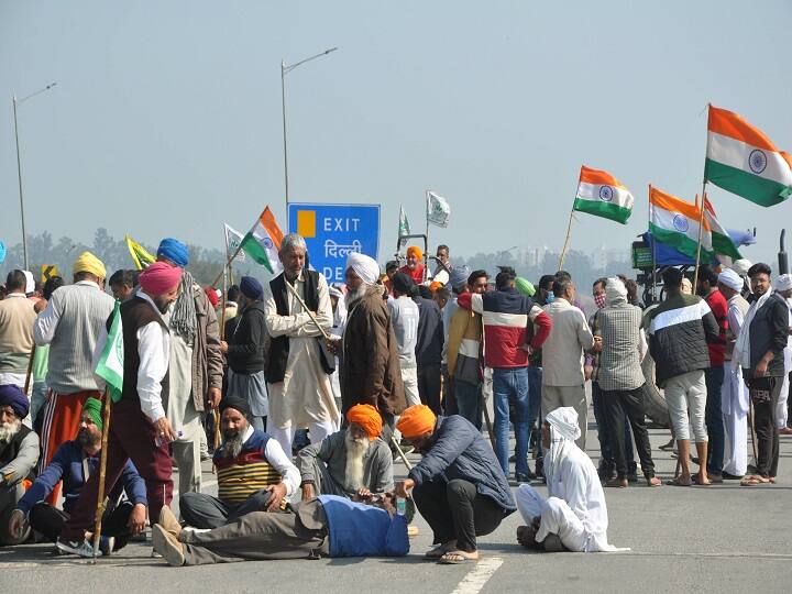 Chakka Jam Protest Ends! Several Detained, Highways Blocked, Delhi Metro Services Hit | 10 Points Chakka Jam Protest Ends! Several Detained, Highways Blocked, Delhi Metro Services Hit | 10 Points