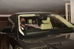 পাপারাৎজির ক্যামেরায় ধরা সিদ্ধার্থ-কিয়ারার, ফের তুঙ্গে সম্পর্কের জল্পনা