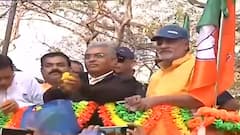 West Bengal Elections 2021: ঢাকের বাদ্যির সঙ্গে Dilip Ghosh-র জমকালো রোড শো