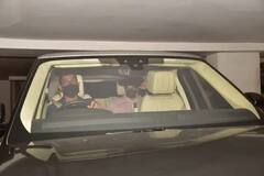 পাপারাৎজির ক্যামেরায় ধরা সিদ্ধার্থ-কিয়ারার, ফের তুঙ্গে সম্পর্কের জল্পনা