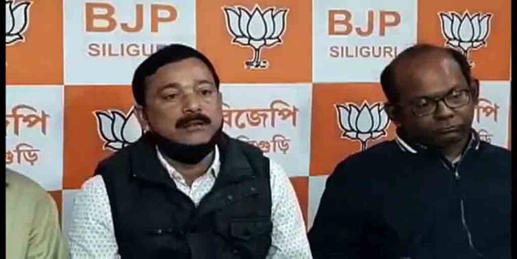 WB Election 2021: Darjeeling BJP Vice President accused to get pressure by TMC to join their party West Bengal Election 2021:দলবদলের জন্য ‘চাপ’? শাসক দলের বিরুদ্ধে অভিযোগ গেরুয়া শিবিরের