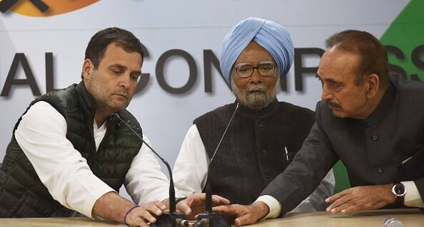 Congress President Rahul Gandhi along with former PM Manmohan Singh and senior Congress leader Ghulam Nabi Azad addressing the media personnel at AICC regarding yesterday's terrorist attack in Pulwama, on February 15, 2019 in New Delhi. (File Photo/ Getty)