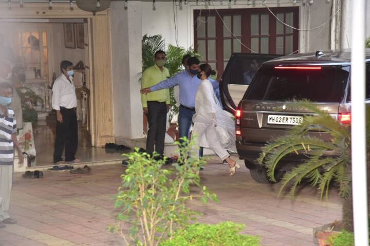 Alia Bhatt had to cut short her Maldives vacation as her boyfriend Ranbir Kapoor's uncle Rajiv Kapoor passed away on Tuesday (February 9).