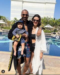 Agastya Photos: প্রথমবার সুইমিং পুলে অগস্ত্য, ছবি শেয়ার হার্দিক-নাতাশার