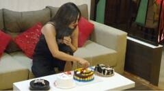 Payel Sarkar Birthday: জন্মদিনে পায়েলের জন্য চারটে কেক আনল কে?