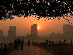 Kolkata Weather Update: আকাশ মেঘলা, সপ্তাহান্তে তাপমাত্রা বৃদ্ধির সম্ভাবনা, পূর্বাভাস আবহাওয়া দফতরের