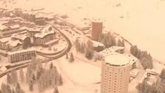 Sahara sand turns snow orange in Italy