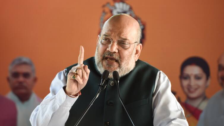 Home Minister Amit Shah talks about the burden on India due to illiteracy படிப்பறிவு இல்லாதவர்களால் இந்தியாவுக்கு சுமை - உள்துறை அமைச்சர் அமித்ஷா பேச்சு