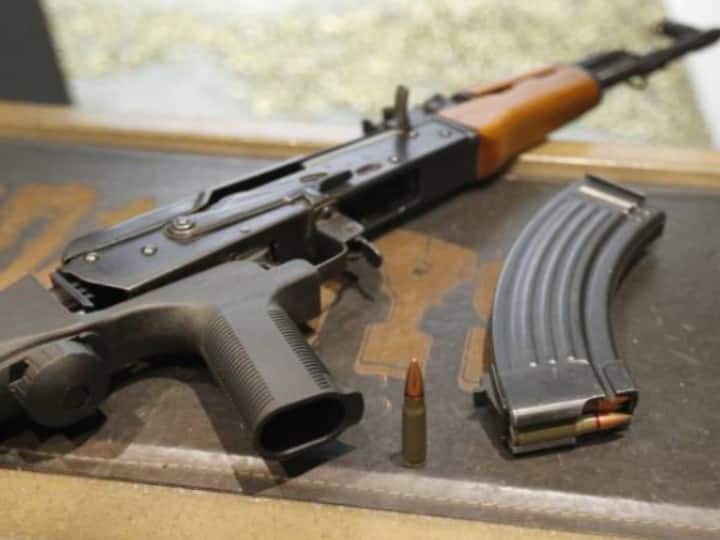 Retd IPS Officer Accuses Bihar Minister Of Having AK-47, AK-56 Retd IPS Officer Accuses Bihar Minister Of Having AK-47, AK-56 Retd IPS Officer Accuses Bihar Minister Of Having AK-47, AK-56