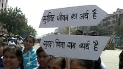 Mumbai Traffic police organises 'Road Safety Drive' awareness, students participate