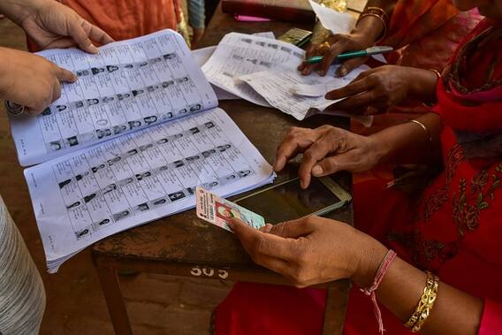 Punjab Municipal Election 2021: ਪੰਜਾਬ ਦੇ ਸੈਮੀਫਾਈਨਲ 'ਚ ਨਿੱਤਰੀ ਵੜੇਂਵੇ ਖਾਣੀ! ਸਿਆਸੀ ਪਾਰਟੀਆਂ ਦਾ ਵੱਕਾਰ ਦਾਅ 'ਤੇ Punjab Municipal Election 2021: ਪੰਜਾਬ ਦੇ ਸੈਮੀਫਾਈਨਲ 'ਚ ਨਿੱਤਰੀ ਵੜੇਂਵੇ ਖਾਣੀ! ਸਿਆਸੀ ਪਾਰਟੀਆਂ ਦਾ ਵੱਕਾਰ ਦਾਅ 'ਤੇ