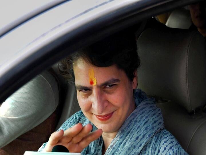 Prayagraj: Congress leader Priyanka Gandhi Vadra waves as she leaves after taking a holy dip in Sangam on the occasion of Mauni Amavasya during the ongoing Magh Mela, Thursday, Feb. 11, 2021. (PTI Photo)