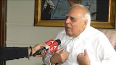 Kapil Sibal attacks PM Modi on his 'andolanjeevi kisan' comment