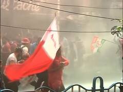 Left Front Youth Protest Photos: জলকামান, টিয়ার গ্যাস বনাম ইটবৃষ্টি, নবান্ন অভিযানে উঠে এল কী ছবি?