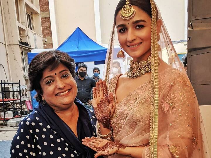 Alia Bhatt Bridal Look Pictures Go Viral, Fans Asks When Is Ranbir Kapoor Alia Bhatt Wedding PIC: Alia Bhatt Looks Ethereal In Bridal Avatar, Fans Ask 'Kab Banogi Ranbir Kapoor Ki Dulhania?'