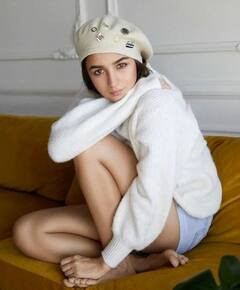 ਜਦੋਂ ਕੋਰੋਨਾ ਕਾਲ ਦੌਰਾਨ ਕਰੋੜਾਂ ਲੋਕ ਸੀ ਬੇਰੁਜ਼ਗਾਰ, ਇਨ੍ਹਾਂ ਸਤਾਰਿਆਂ ਨੇ ਖਰਚੇ ਸੀ ਕਰੋੜਾਂ ਰੁਪਏ