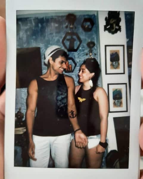 ਵੈਲੇਨਟਾਇਨ ਡੇਅ ਤੋਂ ਪਹਿਲਾਂ ਪ੍ਰੌਮਿਸ ਡੇਅ ਮੌਕੇ ਇਰਾ ਨੇ ਨੁਪੁਰ ਨੂੰ ਆਪਣੇ ਪਿਆਰ ਦਾ ਇਜ਼ਹਾਰ ਕਰਦਿਆਂ ਇੰਸਟਾਗ੍ਰਾਮ 'ਤੇ ਇੱਕ ਪੋਸਟ ਸ਼ੇਅਰ ਕੀਤੀ ਹੈ।