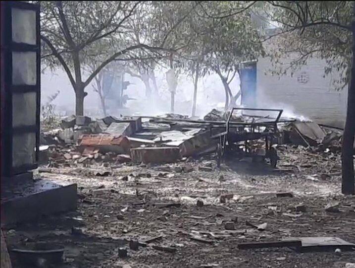 Fire breaks out at firecracker factory in Tamil Nadu, 11 deaths, 36 injured, 3 lakhs compensation Announced ਪਟਾਕਾ ਫੈਕਟਰੀ 'ਚ ਅੱਗ ਲਗਣ ਨਾਲ 11 ਲੋਕਾਂ ਦੀ ਮੌਤ, 36 ਜ਼ਖਮੀ, ਸੀਐਮ ਨੇ 3-3 ਲੱਖ ਮੁਆਵਜ਼ੇ ਦਾ ਕੀਤਾ ਐਲਾਨ 