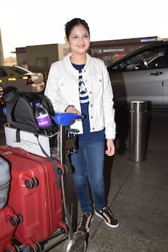 PICS | Harshaali Malhotra Aka ‘Munni’ From Bajrangi Bhaijaan Spotted At The Airport