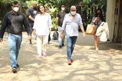 PICS | Kareena Kapoor Khan Clicked Outside Her Residence Ahead Of Her Due Date