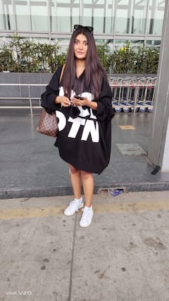 Parno Mitra Photos: ভ্যালেন্টাইন্স ডে-তে গোয়ায় পার্নো, সঙ্গী কে?