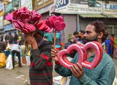 IN PICS: Flower Markets Come Alive On The Eve Of Valentine's Day; Stunning Visuals From Bengaluru